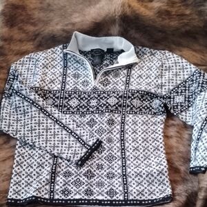 Obermeyer Black and White Zip-Up Sweater